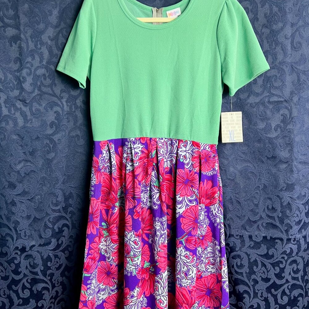 New with tags LuLaRoe Amelia Dress XL (16-18) - Picture 6 of 8
